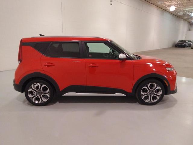 2021 kia soul x-line