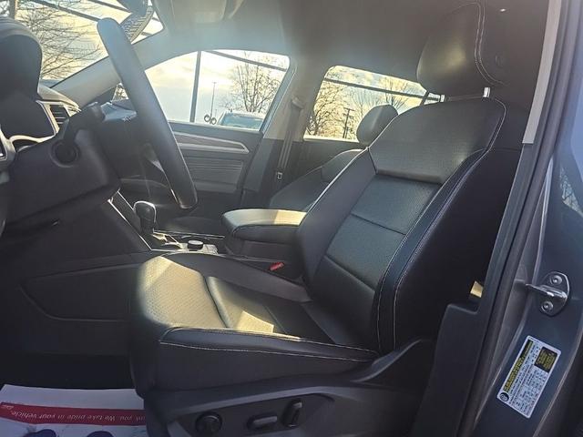 2022 volkswagen atlas 3.6 se w/ technology