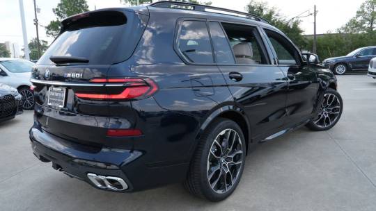 2025 BMW X7