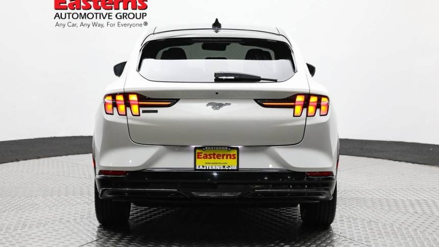 2021 ford mustang mach-e premium