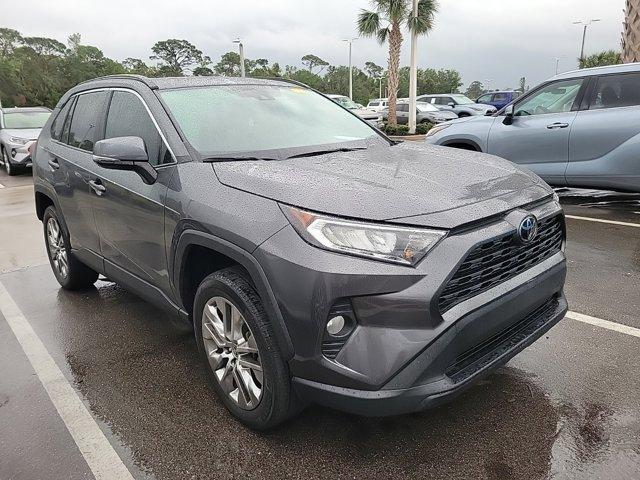 2021 toyota rav4 xle premium
