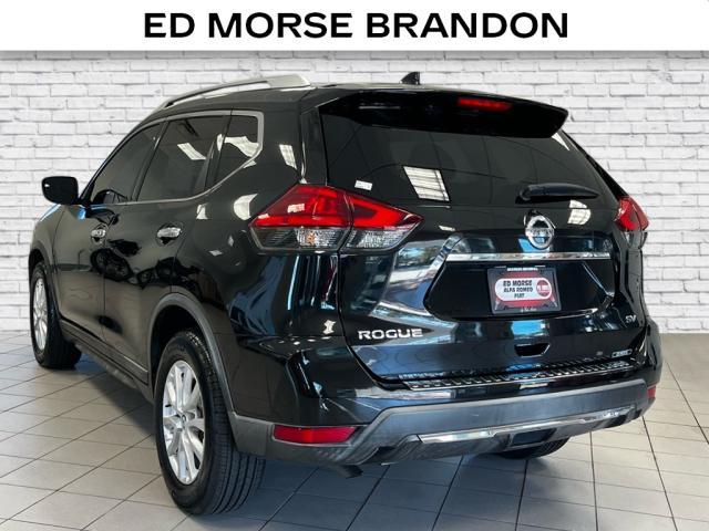 2017 nissan rogue sv