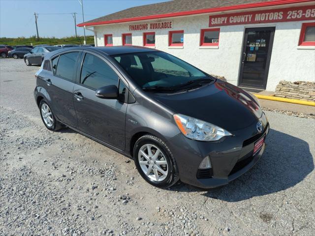 2012 toyota prius c three