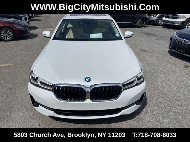 2022 bmw 530e base