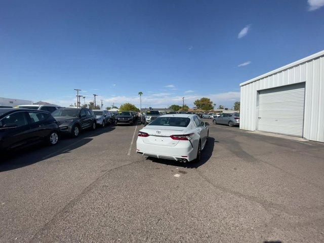 2023 toyota camry se