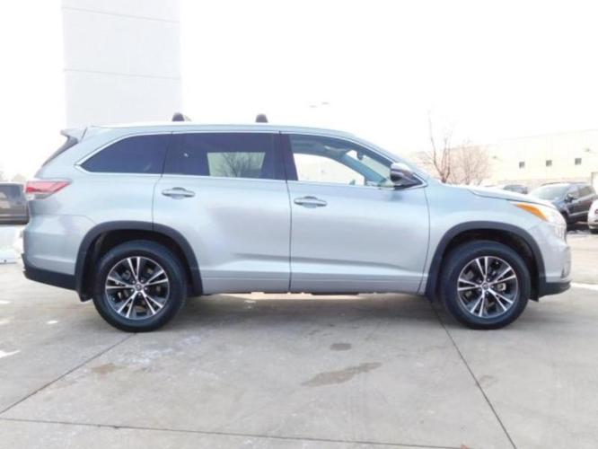 2016 toyota highlander xle awd xle 4dr suv for sale in salt lake city, utah