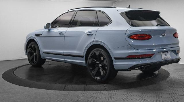 2022 bentley bentayga v8