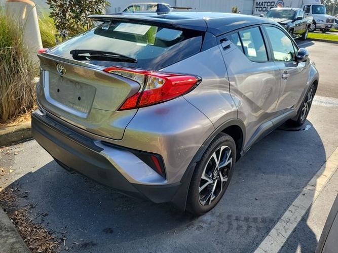 used 2020 toyota c-hr xle