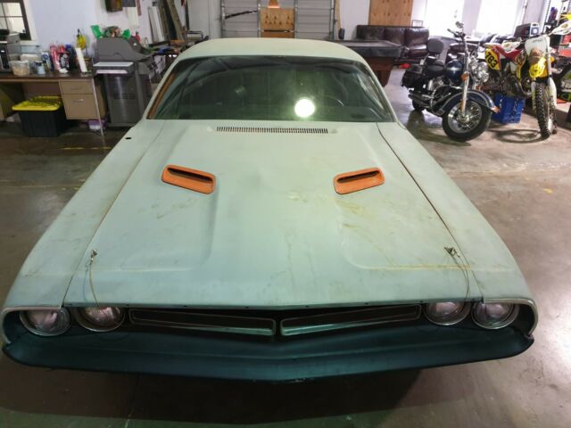 1971 dodge challenger r/t restoration project