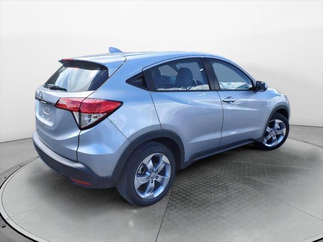 2022 honda hr-v lx