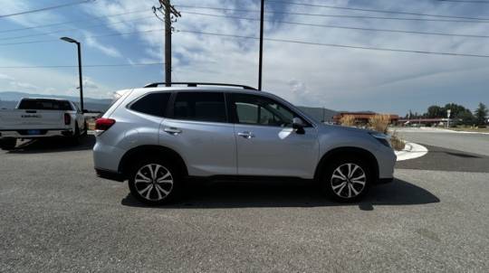 2019 subaru forester limited