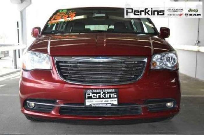 2013 chrysler town & country touring in colorado springs, co
