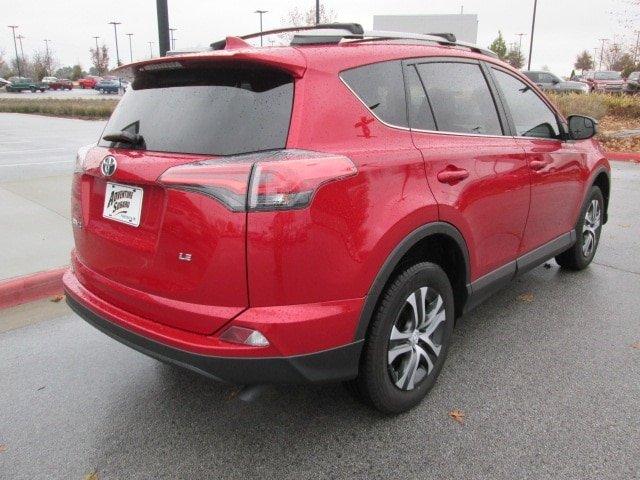 used 2017 toyota rav4 fwd le fayetteville, ar 72704 for sale in fayetteville, arkansas