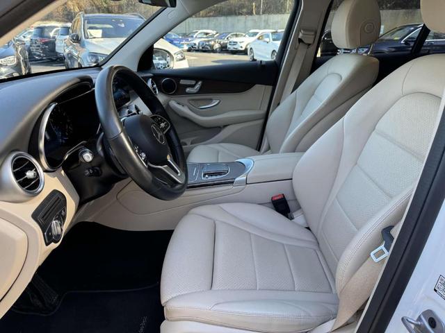 2022 mercedes-benz glc 300 base 4matic