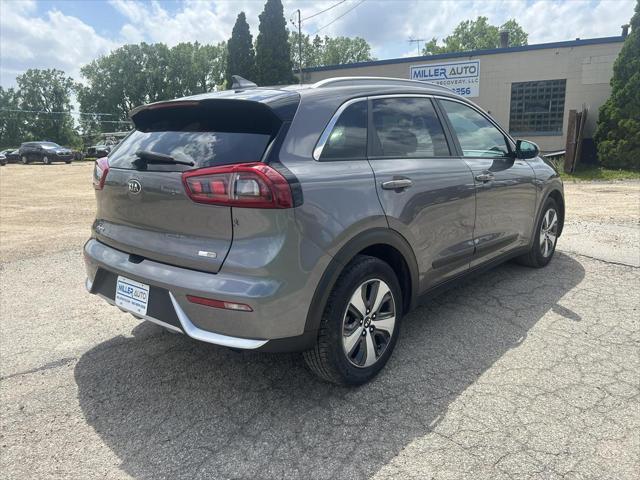 2017 kia niro lx