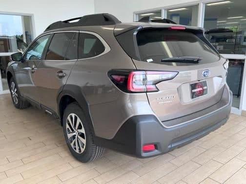 2024 subaru outback premium in sheboygan, wisconsin
