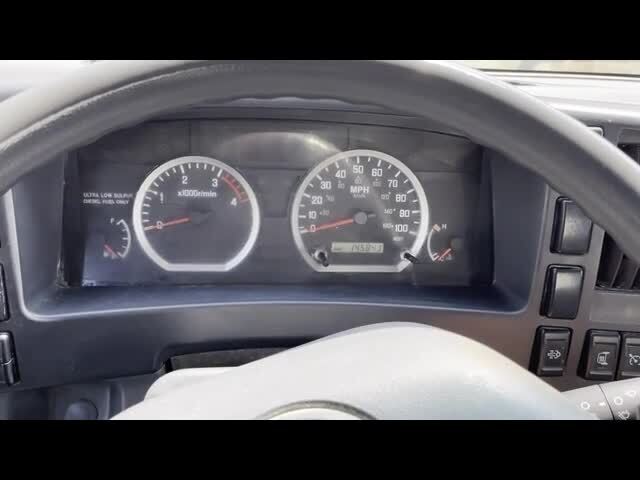 2015 isuzu nrr