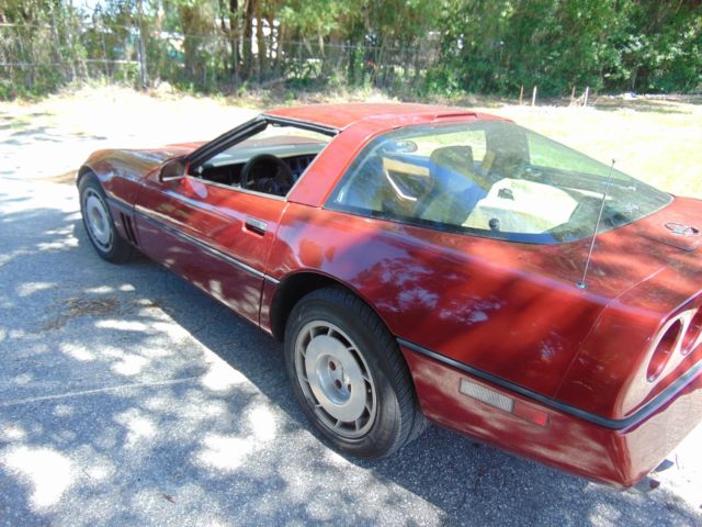 1986 chevrolet carvette removable top