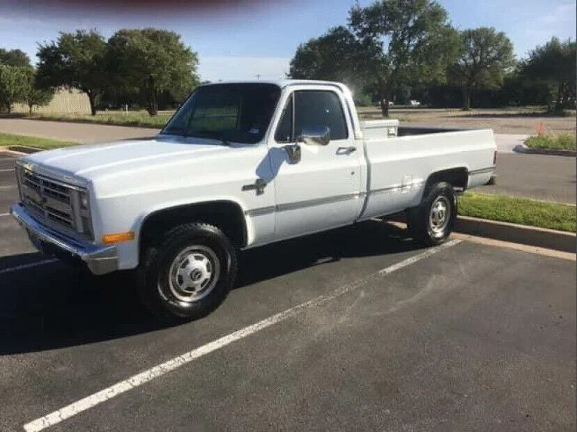 1985 chevrolet c/k 5.7l v8 16v 4wd pickup truck 40,000 miles