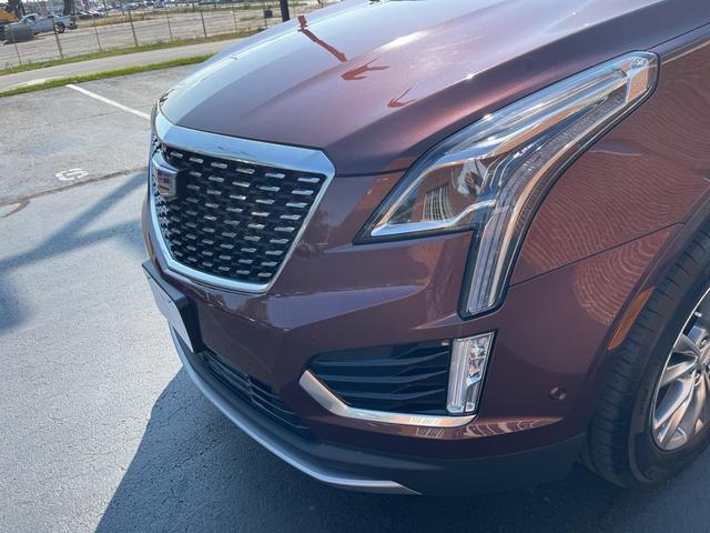 2022 cadillac xt5 premium luxury