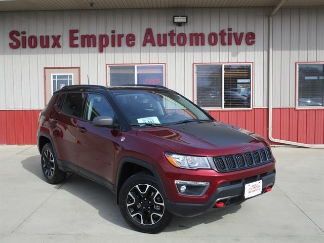 2021 jeep compass trailhawk