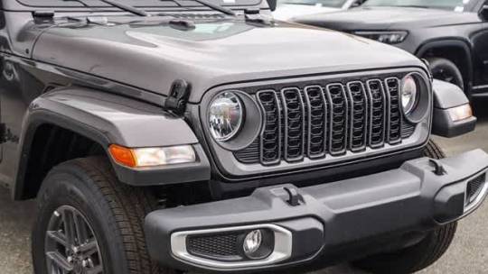 2024 Jeep Gladiator