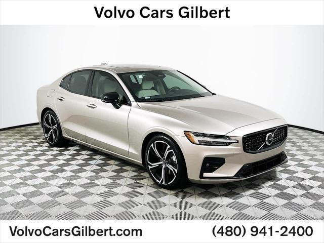 2024 volvo s60 b5 core dark theme