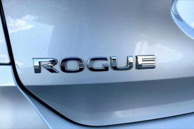 2020 nissan rogue s