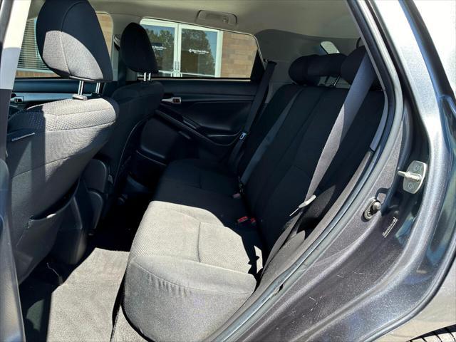 2010 toyota matrix s