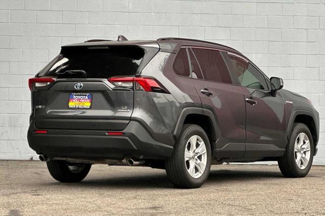 2020 toyota rav4 hybrid le