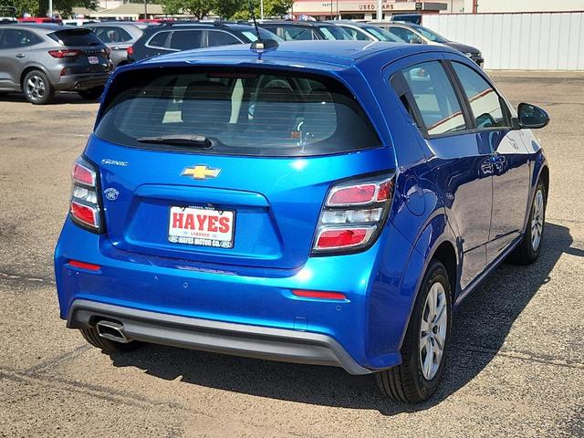 2020 chevrolet sonic fwd hatchback 1fl 5-door
