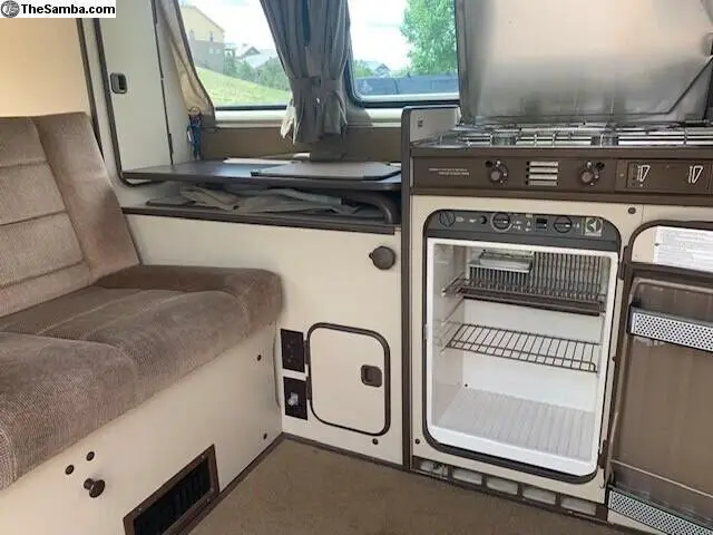 1985 volkswagen vanagon westfalia camper mini-van 1.9l 4 sp manual