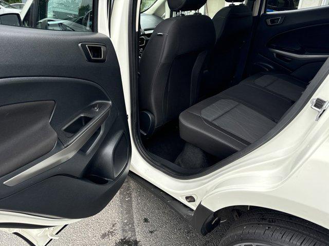 2020 ford ecosport se