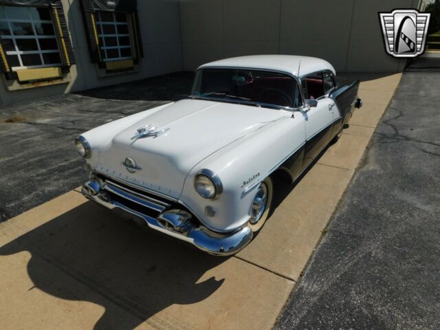 white 1954 oldsmobile 98 holiday coupe 324 cu in v8 3 speed auto available now!