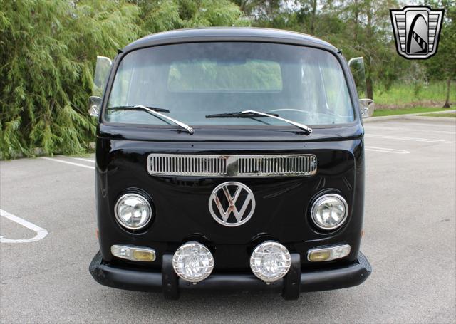 1970 volkswagen type 2 double cab dulley