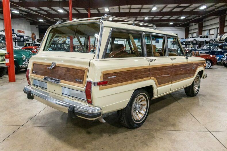 1986 jeep grand wagoneer 111775 miles cream suv 5.9l v8 automatic