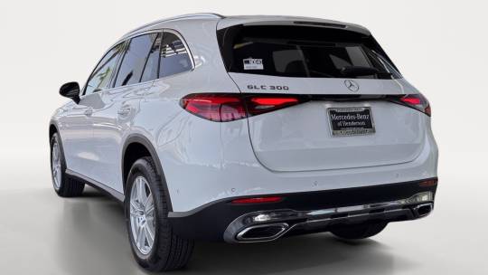 2025 Mercedes-Benz GLC