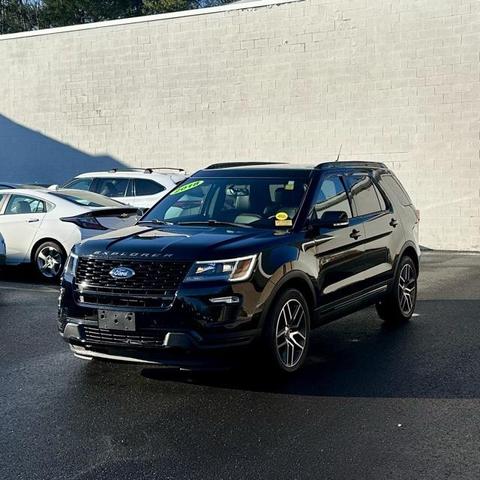 2018 ford explorer sport