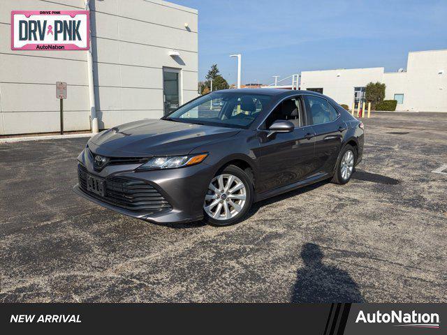 2020 toyota camry le