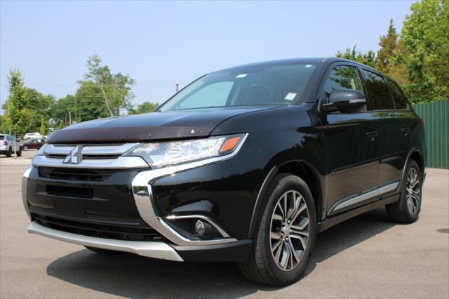 2017 mitsubishi outlander se