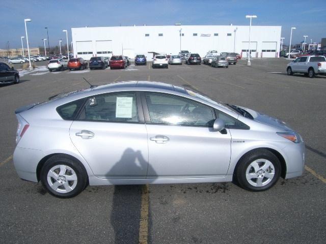 2011 toyota prius 5dr hatchback for sale in grand forks, north dakota
