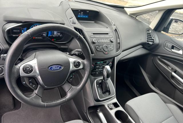 2017 ford c-max hybrid se