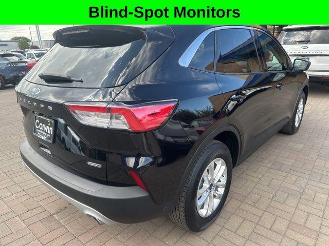 2021 ford escape se