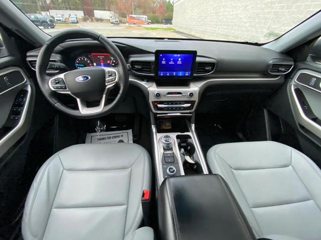2021 ford explorer xlt