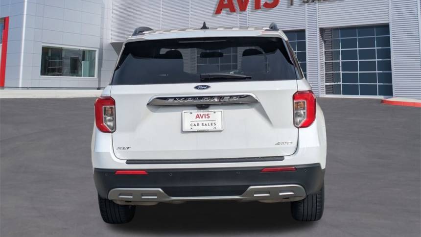 2023 ford explorer xlt
