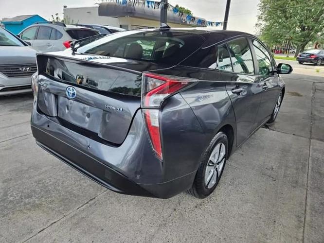 2018 toyota prius two hatchback 4d in omaha, nebraska