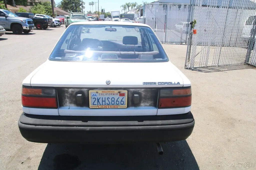 1988 toyota corolla 4 cylinder 1.6l automatic no reserve