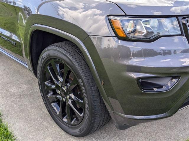 2020 jeep grand cherokee altitude