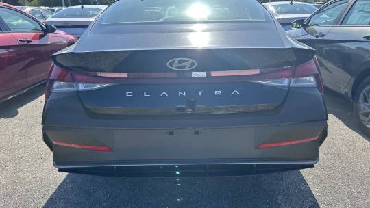 2024 Hyundai Elantra