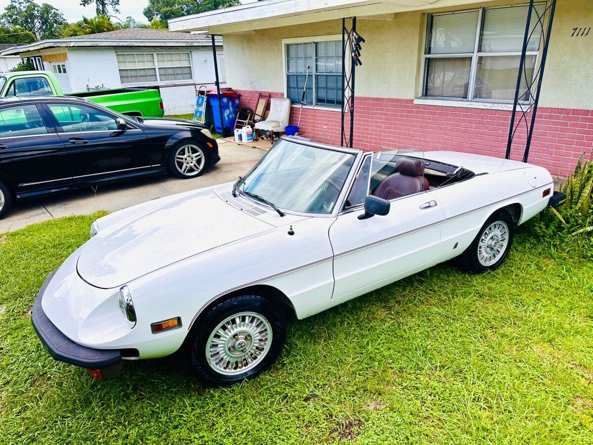 1976 alfa romeo spider 2000cc veloce 5-speed trans new battery & tires drives